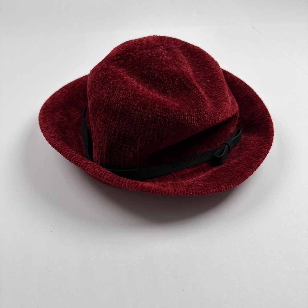 Marcus Adler Hat Fedora Fitted Womens One Size Red Chenille Winter Bow